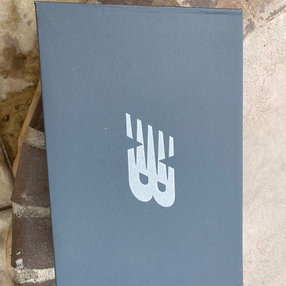 New Balance 574 v 2 Essentials Grey Pink Suede - Picture 10 of 10